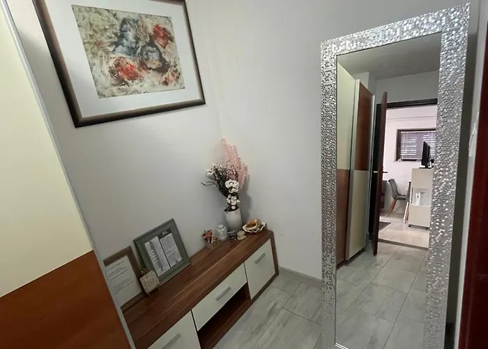 Apartment Lovely In The Groundfloor *