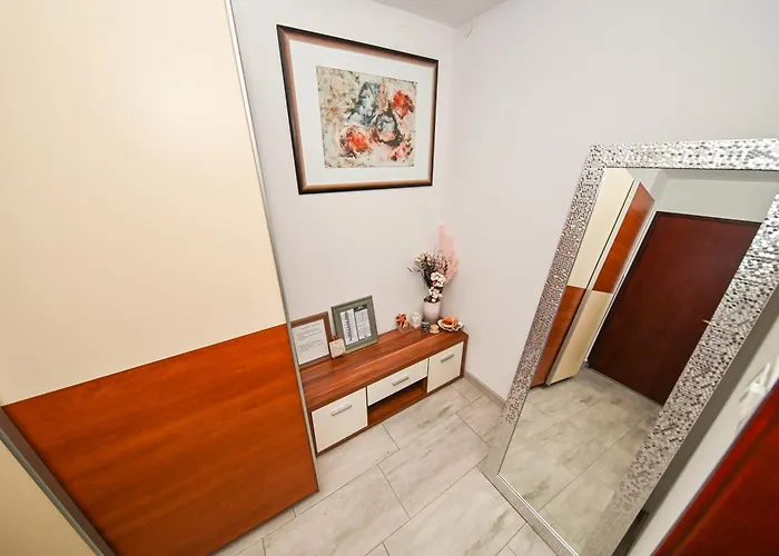 Lovely In The Groundfloor Apartment