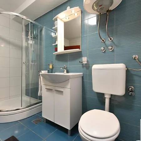 Apartment Lovely In The Groundfloor