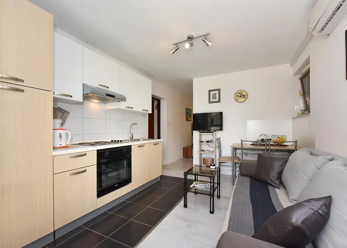 Apartman Lovely In The Groundfloor