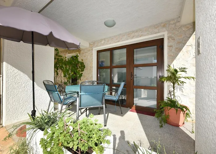 Lovely In The Groundfloor Apartman *