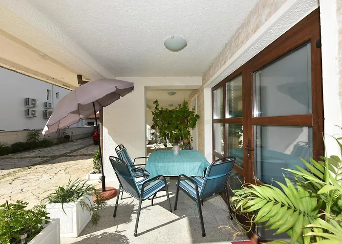 Lovely In The Groundfloor Apartman