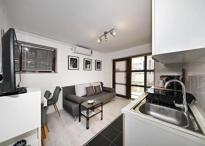 Apartament Lovely In The Groundfloor